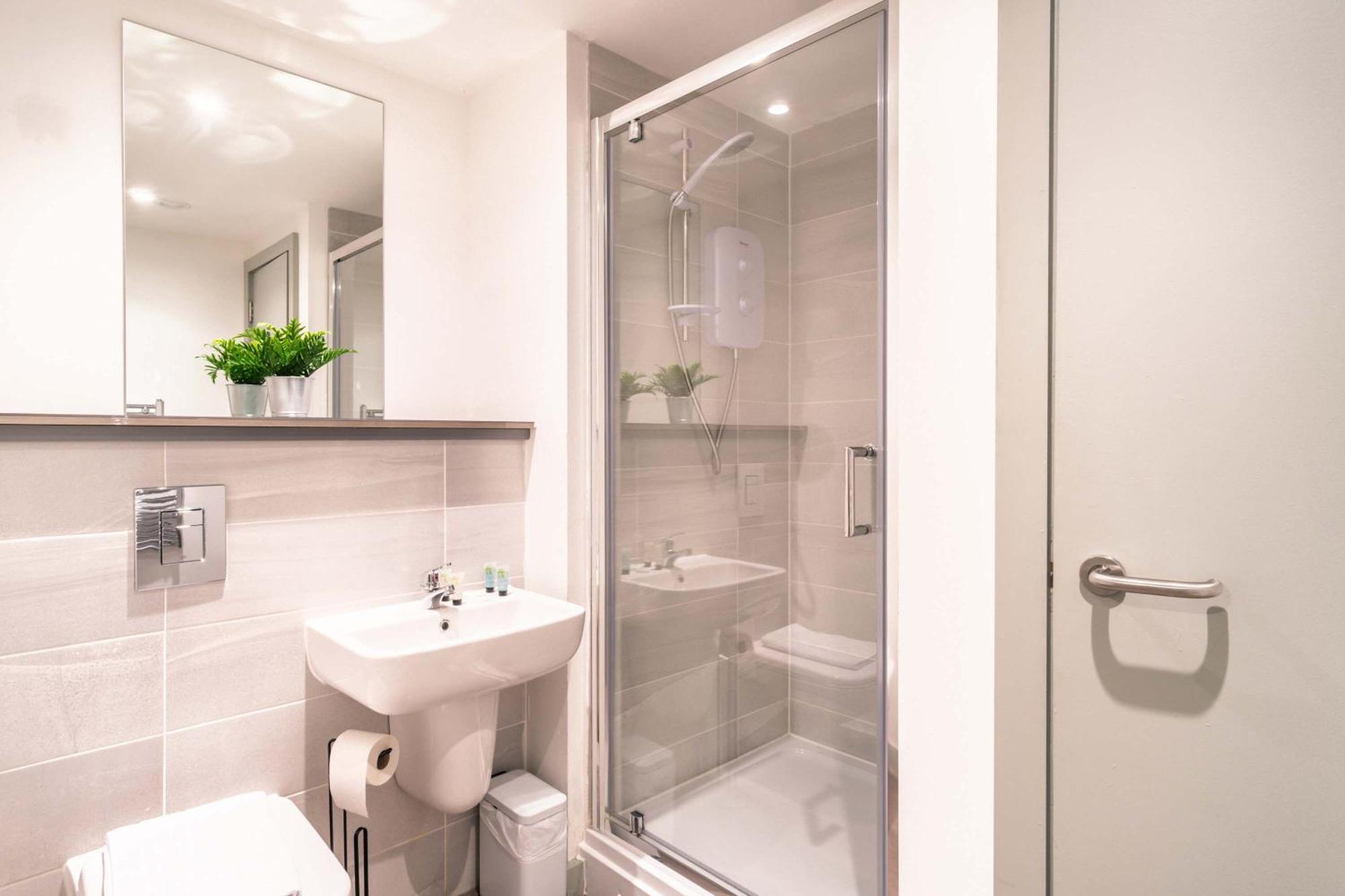 Fabulous 1 Bed In Centre