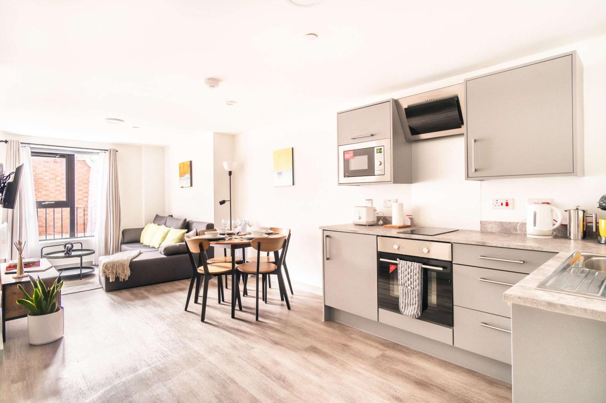 Fabulous 1 Bed In Centre Apartment